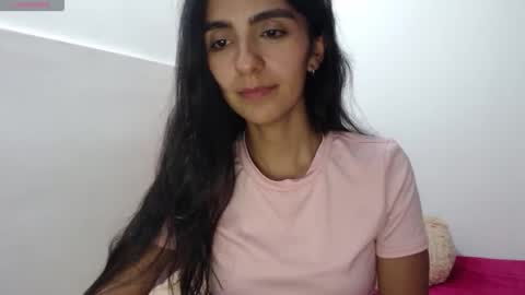 Anahi Browns online show from April 2026 10:01:02 PM