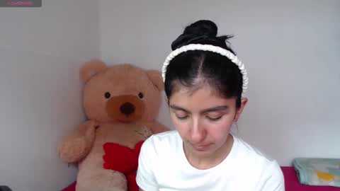 Anahi Browns online show from May 2026 06:49:01 PM