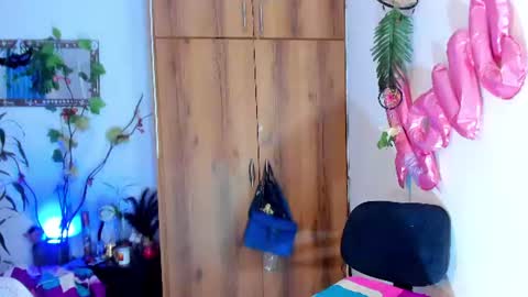 Snapshot of anai_valentinex chatting on July 2026 02:05:17 AM anai_valentinex online show from July 2026 02:05:17 AM