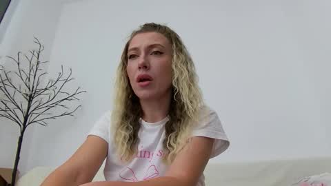 Snapshot of anaid_blaze2 chatting on November 2025 04:40:02 PM anaid_blaze2 online show from November 2025 04:40:02 PM