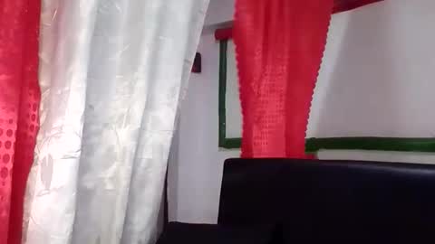 anaiis evanz online show from November 2025 01:11:01 AM