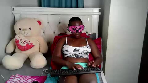 anakiss7 online show from February 2026 08:07:01 PM