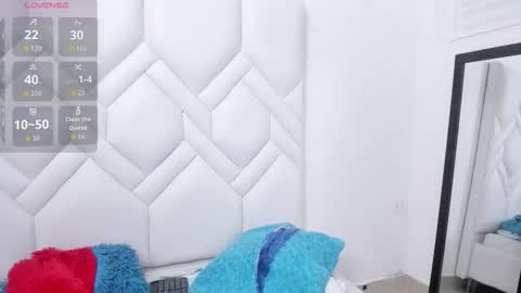 Snapshot of analia18_ chatting on November 2025 02:06:02 PM analia18 online show from November 2025 02:06:02 PM