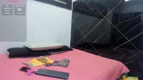 Snapshot of analia_smith chatting on October 2025 02:28:01 AM Analia smith online show from October 2025 02:28:01 AM