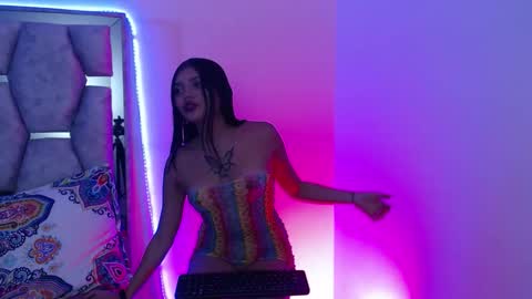 analymilles online show from November 2025 03:50:01 AM