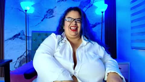  Ana Maria  online show from November 2025 08:22:01 PM