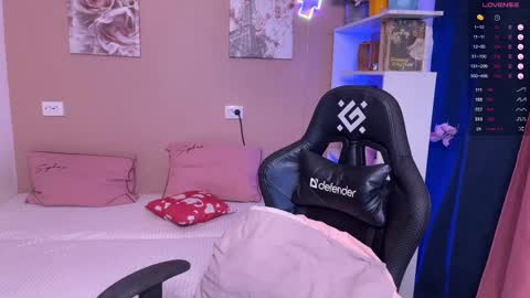 Ananasteisha online show from March 2025 09:11:02 PM