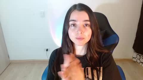 ana 3 online show from February 2025 01:59:02 AM