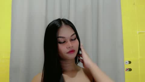 Snapshot of anaruru_ chatting on December 2024 07:53:01 AM ANA online show from December 2024 07:53:01 AM