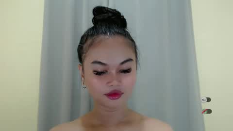 Snapshot of anaruru_ chatting on January 2025 05:48:01 PM ANA online show from January 2025 05:48:01 PM