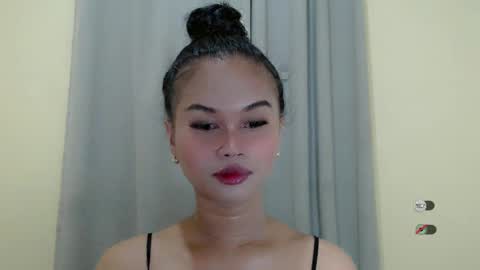 Snapshot of anaruru_ chatting on February 2025 07:54:02 AM ANA online show from February 2025 07:54:02 AM