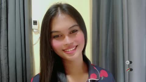 Snapshot of anaruru_ chatting on March 2025 08:59:01 AM ANA online show from March 2025 08:59:01 AM