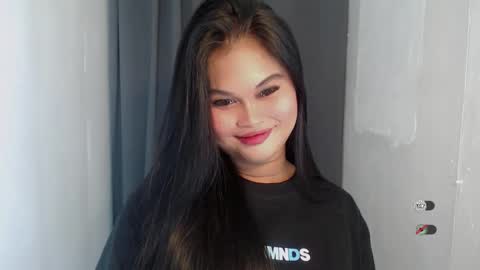 Snapshot of anaruru_ chatting on February 2026 06:05:01 PM ANA online show from February 2026 06:05:01 PM