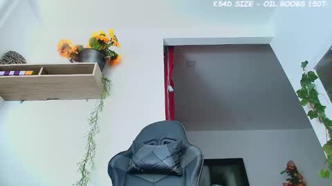 Snapshot of anaspencerx chatting on November 2025 10:07:01 AM ana online show from November 2025 10:07:01 AM