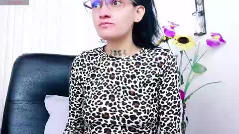 Snapshot of anastaciia1 chatting on February 2025 07:03:01 PM maria online show from February 2025 07:03:01 PM