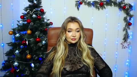 Snapshot of anastacyyellig chatting on December 2024 03:40:02 AM anastacyyellig online show from December 2024 03:40:02 AM