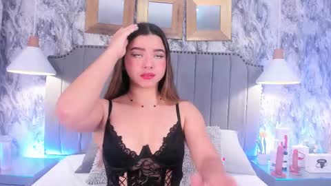 Snapshot of anastasia_steelegb chatting on September 2025 12:17:01 PM Mia online show from September 2025 12:17:01 PM