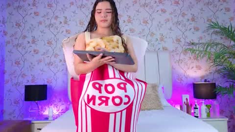 Snapshot of anastasia_steelegb chatting on October 2025 12:17:02 PM Mia online show from October 2025 12:17:02 PM