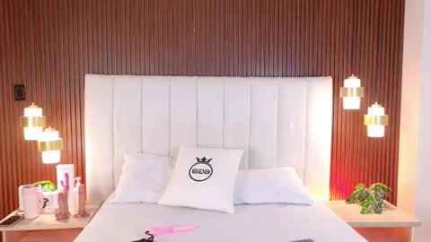 Snapshot of anastasia_steelegb chatting on October 2025 12:26:02 PM Mia online show from October 2025 12:26:02 PM