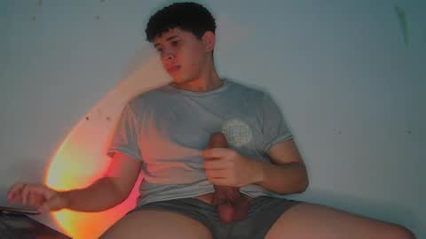 Andres online show from May 2026 04:52:02 AM