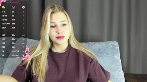 Snapshot of and1sa chatting on November 2025 11:21:01 AM Andisa online show from November 2025 11:21:01 AM