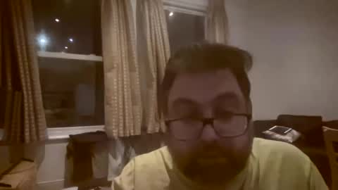 tik toker hot or boring online show from February 2025 11:31:01 PM