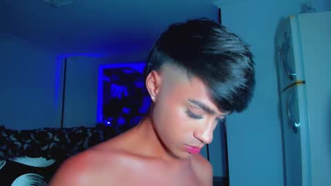 Snapshot of anddy_grey1 chatting on February 2025 10:39:02 PM Dani 3 online show from February 2025 10:39:02 PM