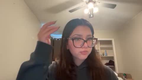 anditspinkxo online show from June 2026 07:58:02 PM