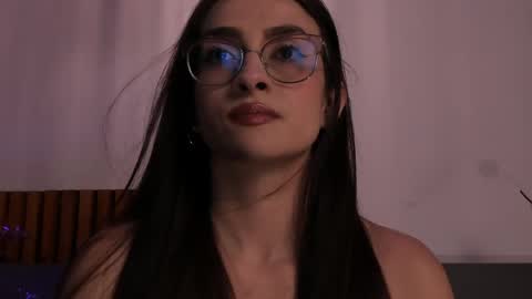 Andra Cyrus online show from March 2026 11:27:02 PM