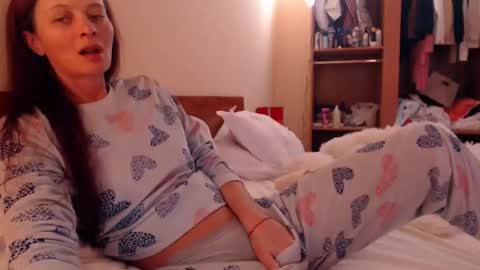 Snapshot of andrasweetie chatting on March 2025 10:32:02 AM Andra online show from March 2025 10:32:02 AM