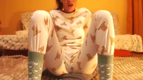 Snapshot of andrasweetie chatting on October 2025 05:45:02 PM Andra online show from October 2025 05:45:02 PM