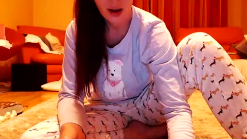 Snapshot of andrasweetie chatting on July 2026 08:13:02 PM Andra online show from July 2026 08:13:02 PM