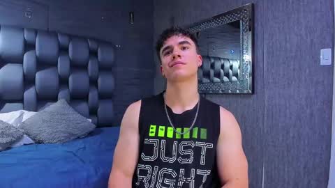 Snapshot of andre_parker chatting on January 2025 02:53:02 AM Andre Parker online show from January 2025 02:53:02 AM