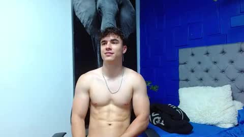 Snapshot of andre_parker chatting on February 2025 11:08:02 PM Andre Parker online show from February 2025 11:08:02 PM