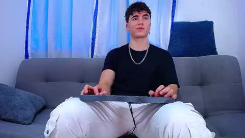 Snapshot of andre_parker chatting on October 2025 09:44:02 PM Andre Parker online show from October 2025 09:44:02 PM