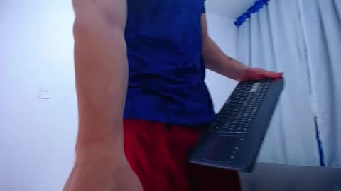 Snapshot of andre_parker chatting on November 2025 12:54:02 AM Andre Parker online show from November 2025 12:54:02 AM