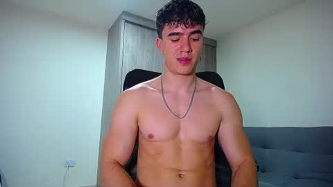 Snapshot of andre_parker chatting on June 2026 11:26:01 PM Andre Parker online show from June 2026 11:26:01 PM