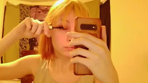 andrea online show from November 2025 06:01:01 AM