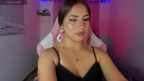 Snapshot of andrea_kinky chatting on October 2025 10:26:02 PM andrea_kinky online show from October 2025 10:26:02 PM