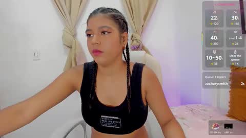 Andrea online show from November 2025 06:21:01 PM