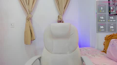 Andrea online show from November 2025 11:31:01 AM