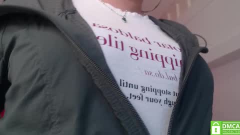 Snapshot of andrea_teacher chatting on February 2025 11:53:01 PM Andrea Model trainer Luxury ST online show from February 2025 11:53:01 PM