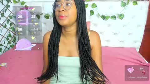 Naomi Andrea Daviss online show from November 2025 11:32:02 AM