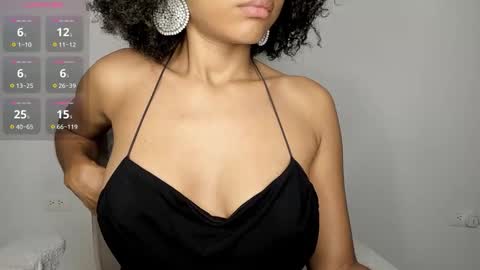 Andrea  online show from October 2025 12:23:02 PM