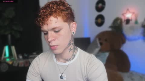 Andrew online show from September 2025 12:33:01 AM