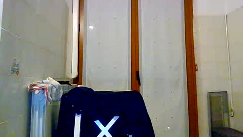 Snapshot of andregio0087 chatting on December 2025 03:48:01 AM andregio0087 online show from December 2025 03:48:01 AM
