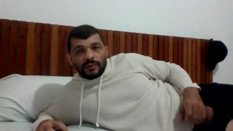 Snapshot of andreloko123 chatting on October 2025 01:17:01 AM andreloko123 online show from October 2025 01:17:01 AM