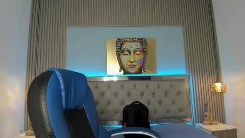 Snapshot of andres1_8 chatting on May 2026 03:14:02 AM IM ANDRES online show from May 2026 03:14:02 AM