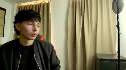 Andres online show from June 2026 01:04:02 PM