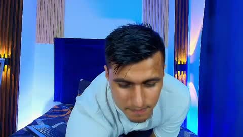 Snapshot of andres__king chatting on June 2026 04:26:02 AM Andres King online show from June 2026 04:26:02 AM
